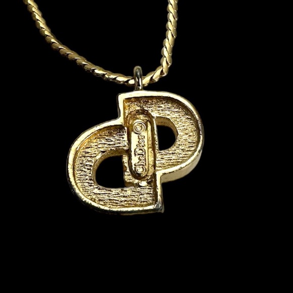 ❌SOLD❌ 💎 CHRISTIAN DIOR Crystal Dior Logo Bracelet - Picture 10 of 13